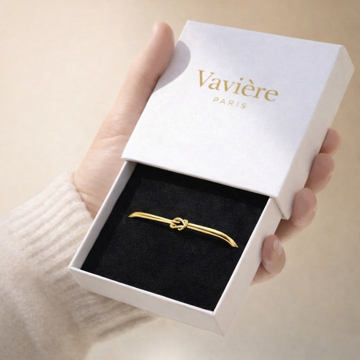 BRACELET RAFFINÉ À NŒUDS
