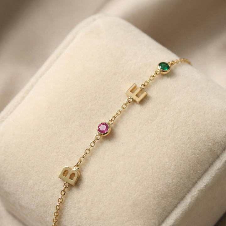BRACELET ÉLÉGANT ORNÉ DE PIERRES