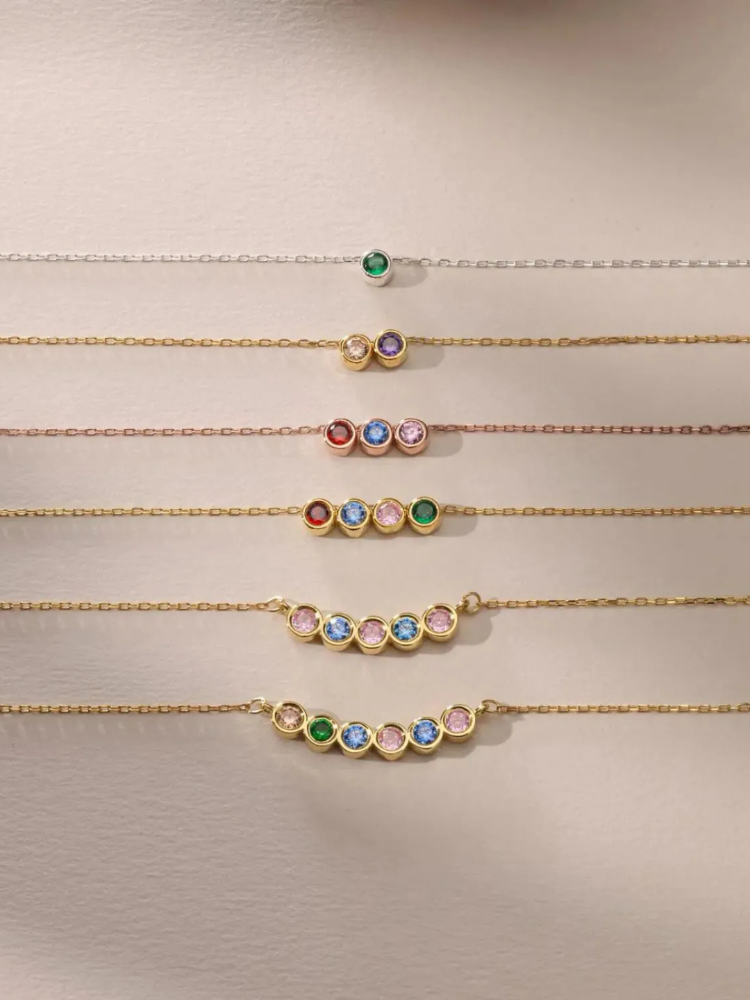 COLLIER AVEC PIERRE DE NAISSANCE