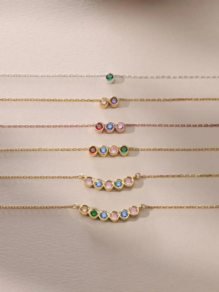 COLLIER AVEC PIERRE DE NAISSANCE