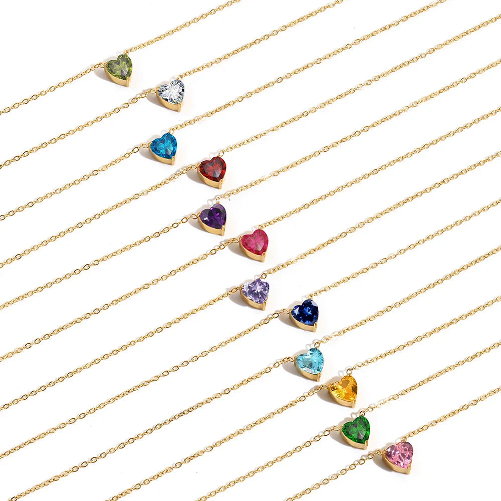 COLLIER AVEC UNE PIERRE DE NAISSANCE EN FORME DE CŒUR