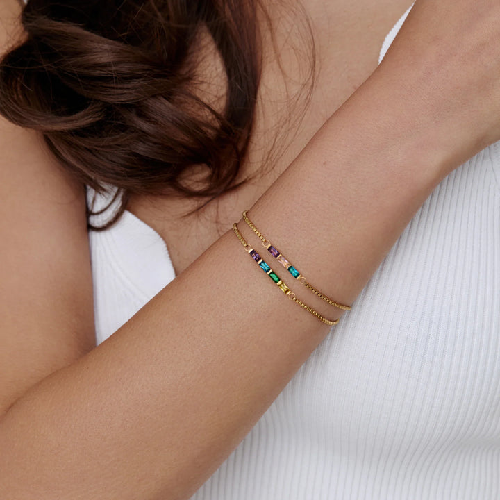 BRACELET FIN BAGUETTE AVEC PIERRE DE NAISSANCE