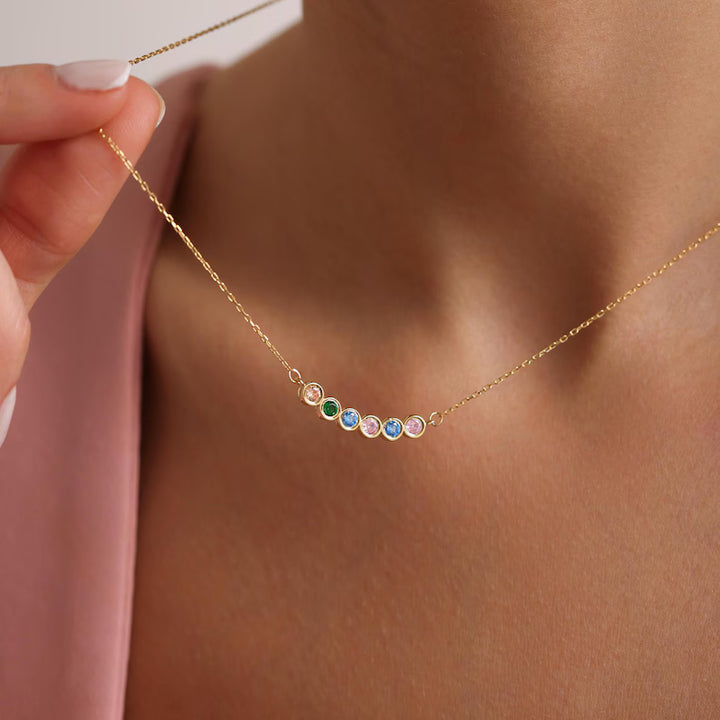COLLIER AVEC PIERRE DE NAISSANCE